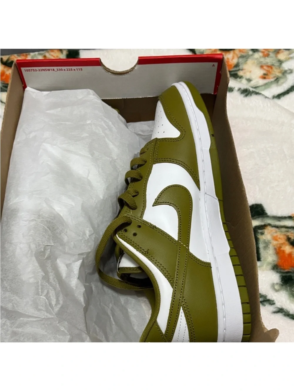 Nike Men’s dunk Low-Top Sneakers — White & Olive Green Leather